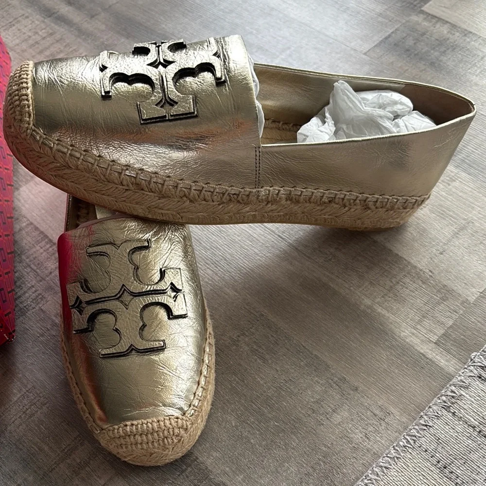 NEW Tory Burch Metallic Gold Leather Espadrille Flats