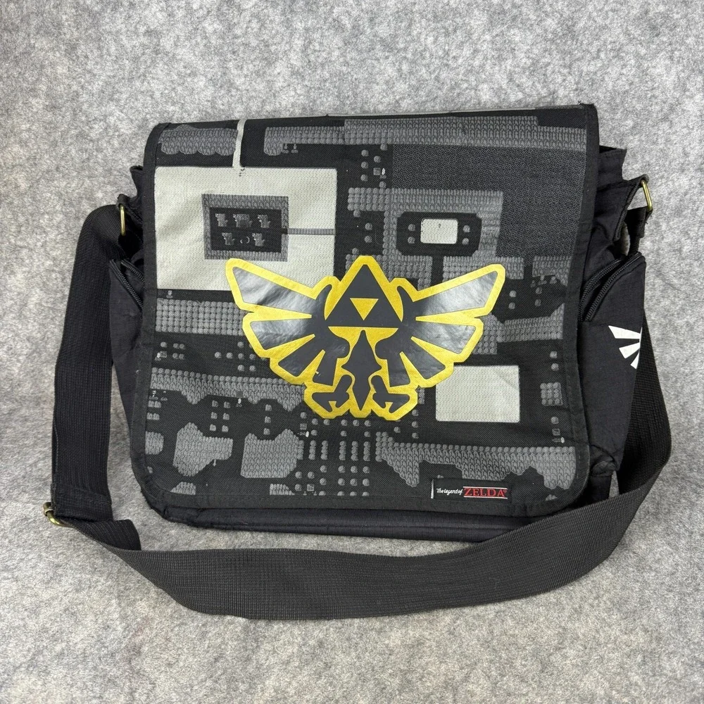 Legend‎ of Zelda Messenger Bag Adjustable Strap Shield Laptop Pockets