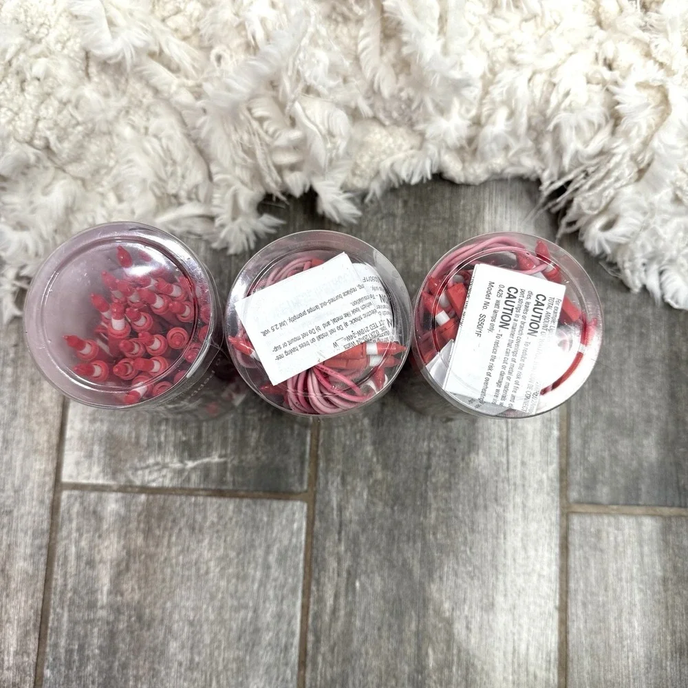 Enchanted Forest peppermint red