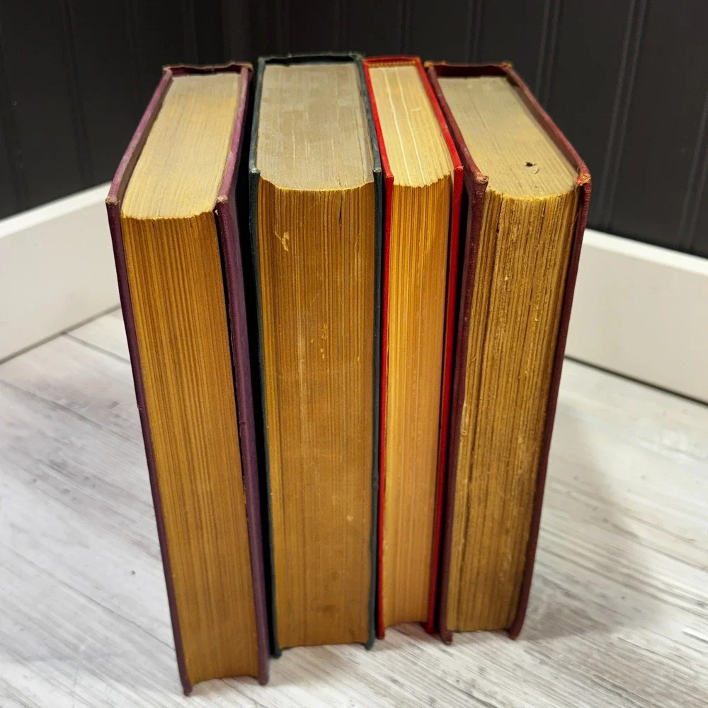 N/A books see lot