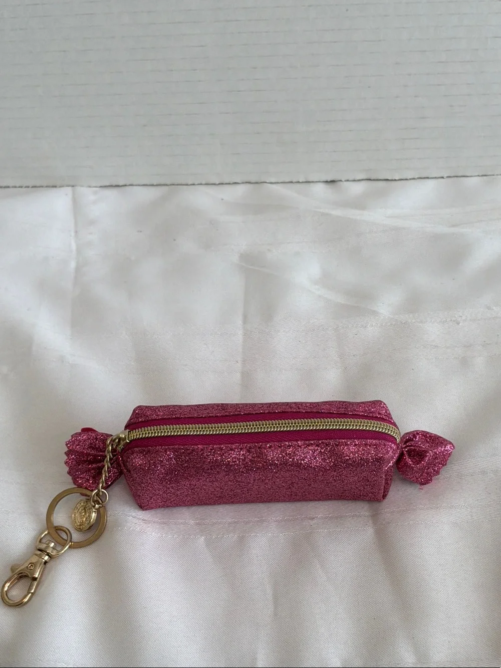 Y2K Bath & Body Works Pink Glitter Candy Zip Keychain Pouch lipstick lip balm