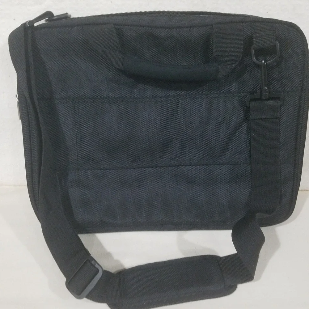 TUARI black laptop