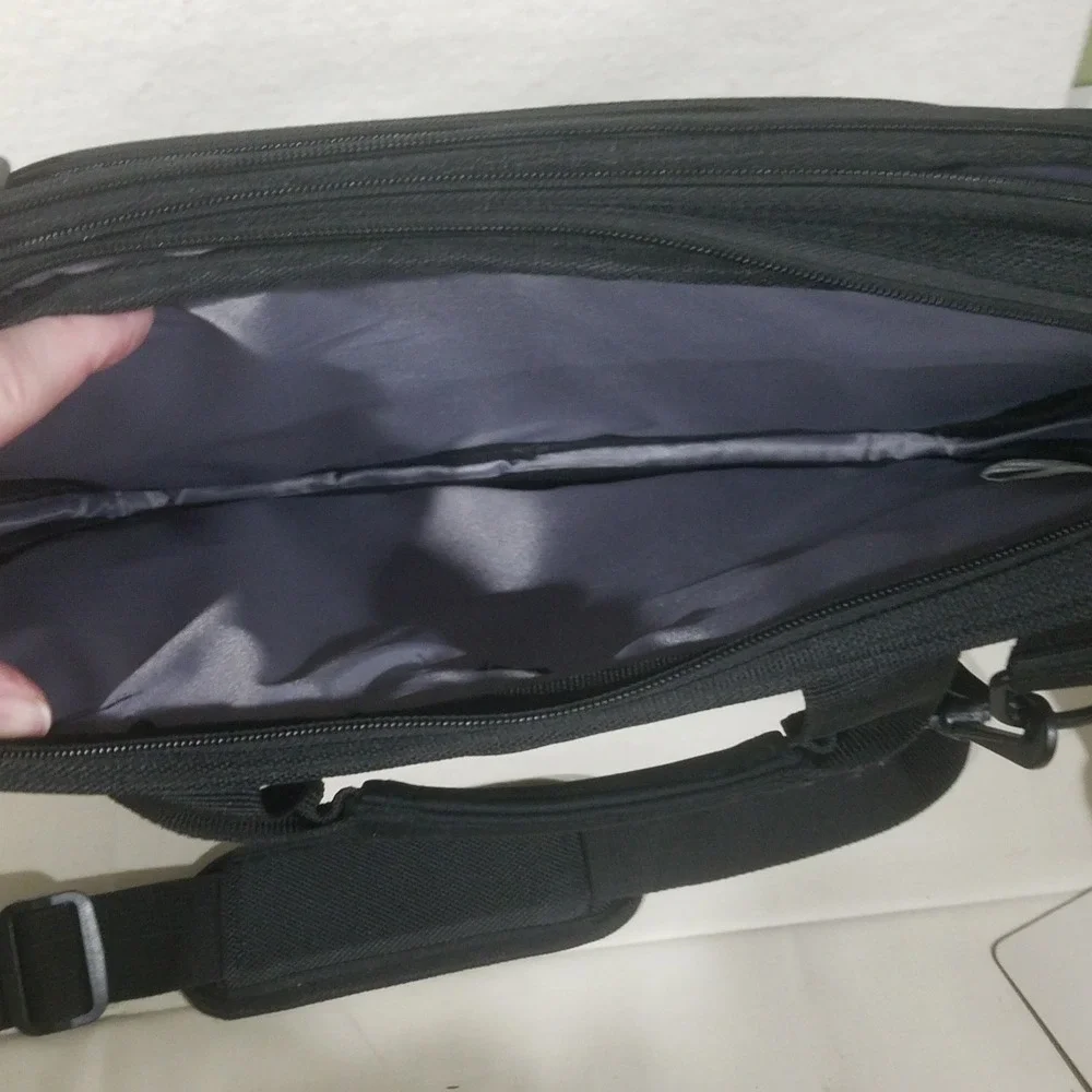 TUARI black laptop