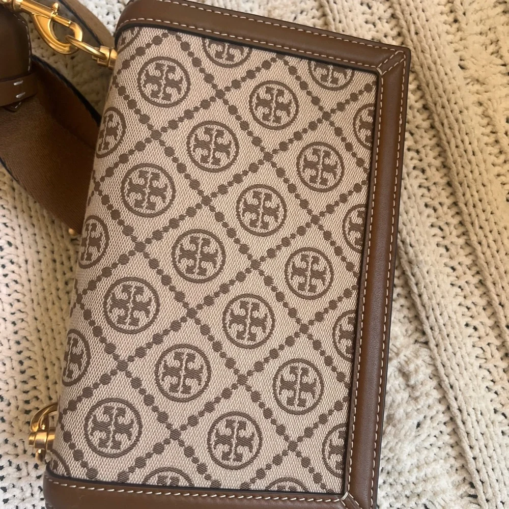 Tory Burch tory burch