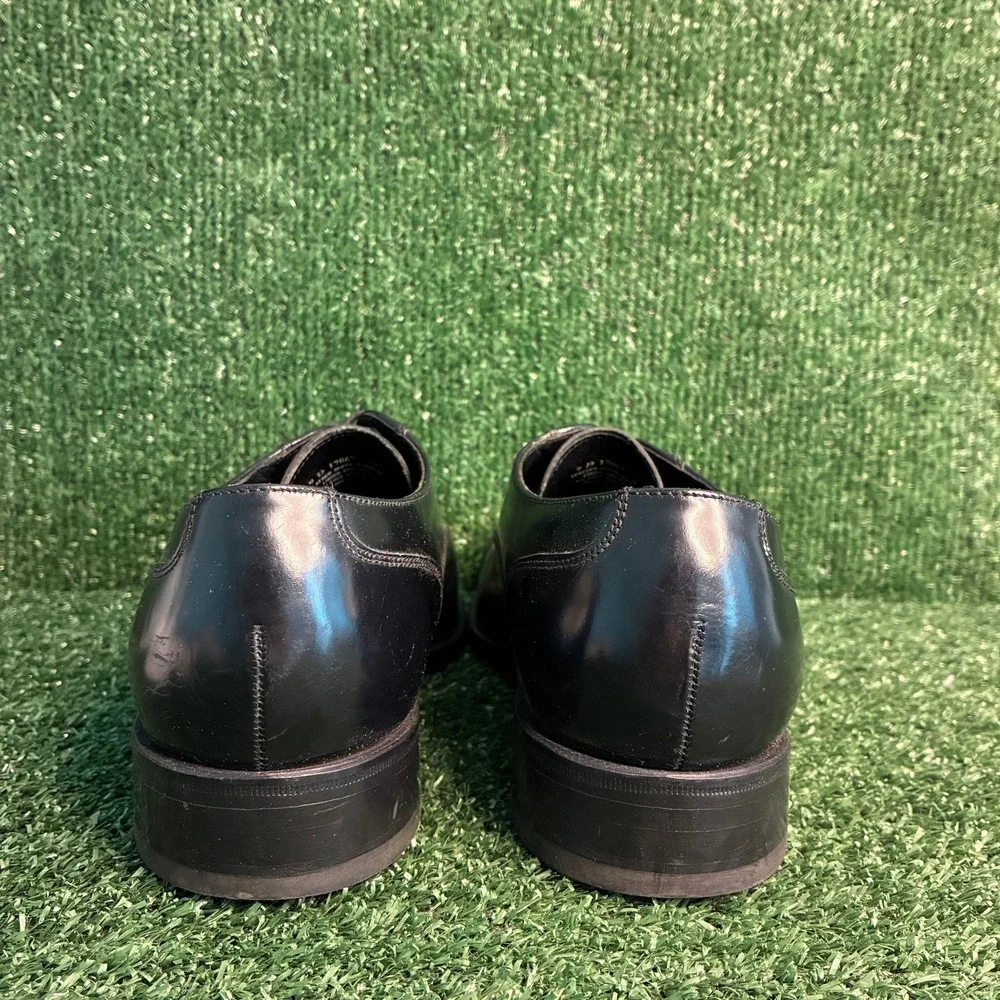 Florsheim item you