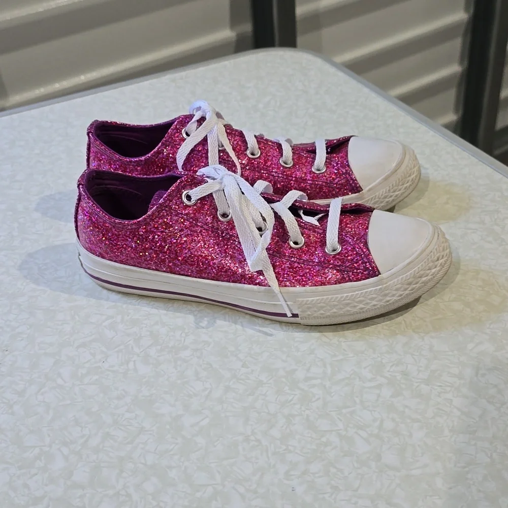 Converse Pink Glitter Low All Star Sneakers, Sz 3 Junior‎