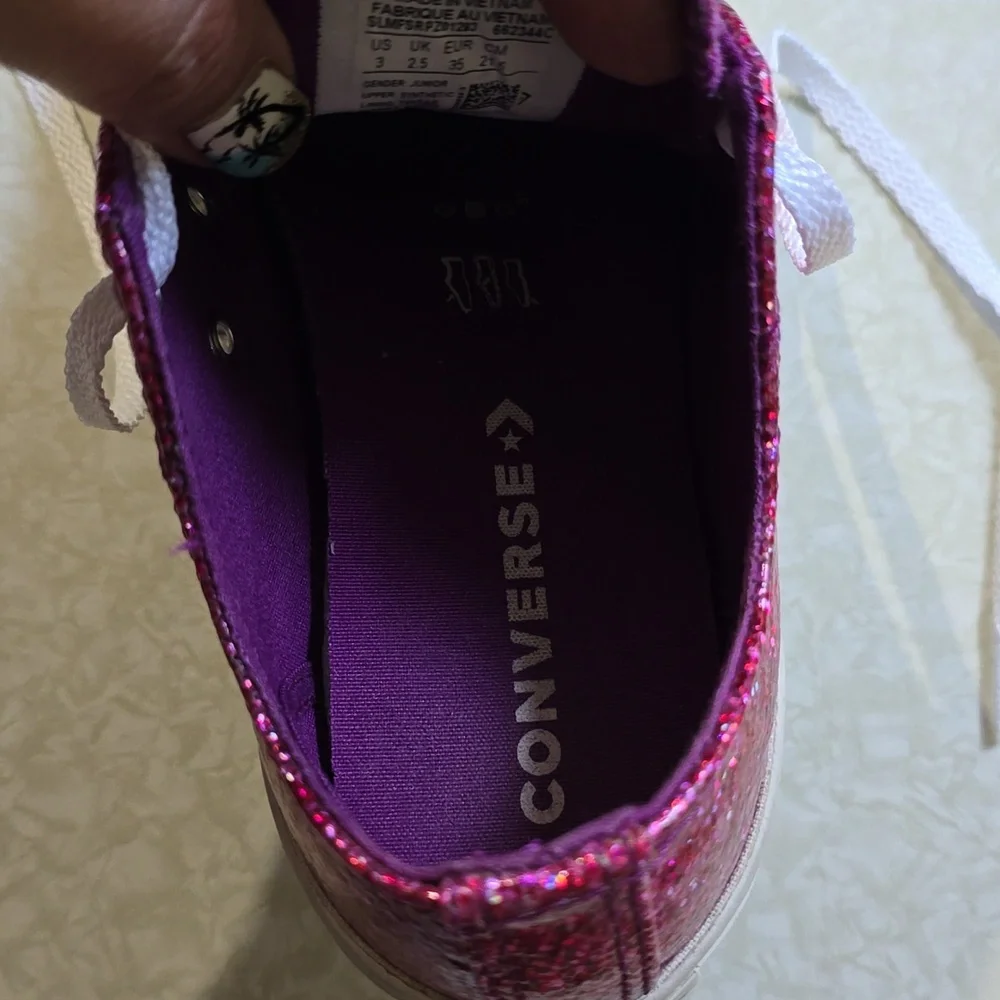 Converse Pink Glitter Low All Star Sneakers, Sz 3 Junior‎