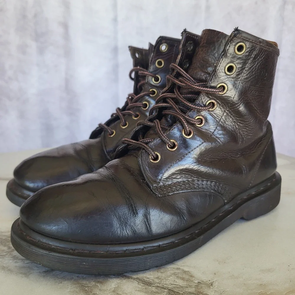Dr. Martens rating fair