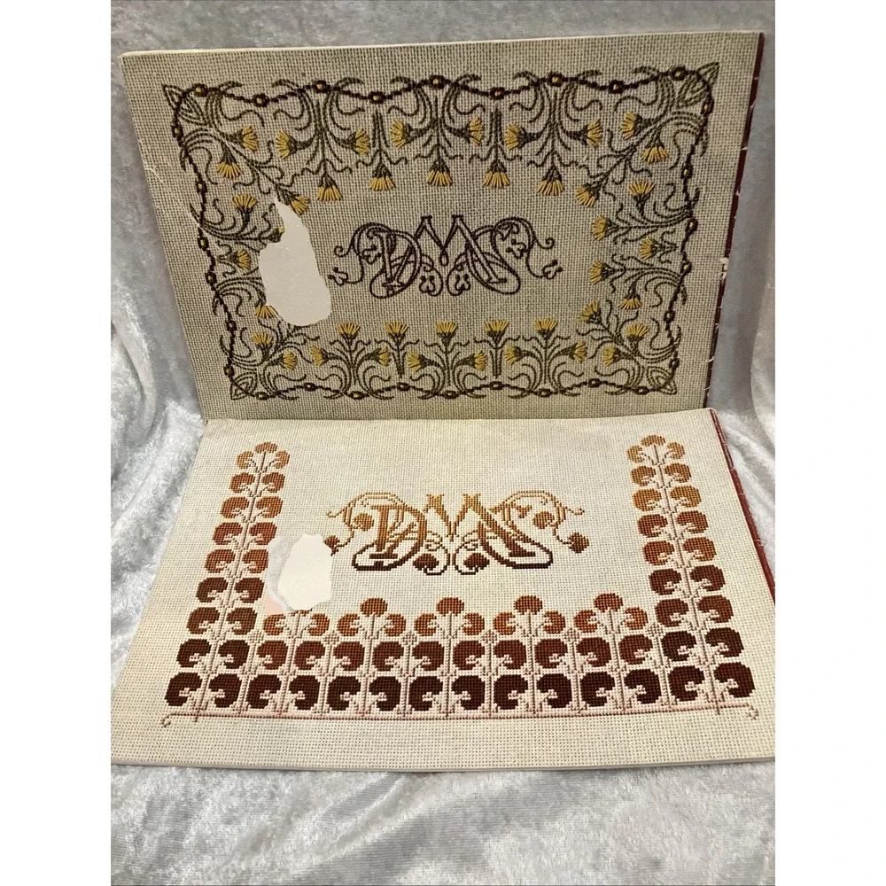 VTG DMC French Cross Stitch & Embroidery Leaflets (2) Color Charts & Motifs