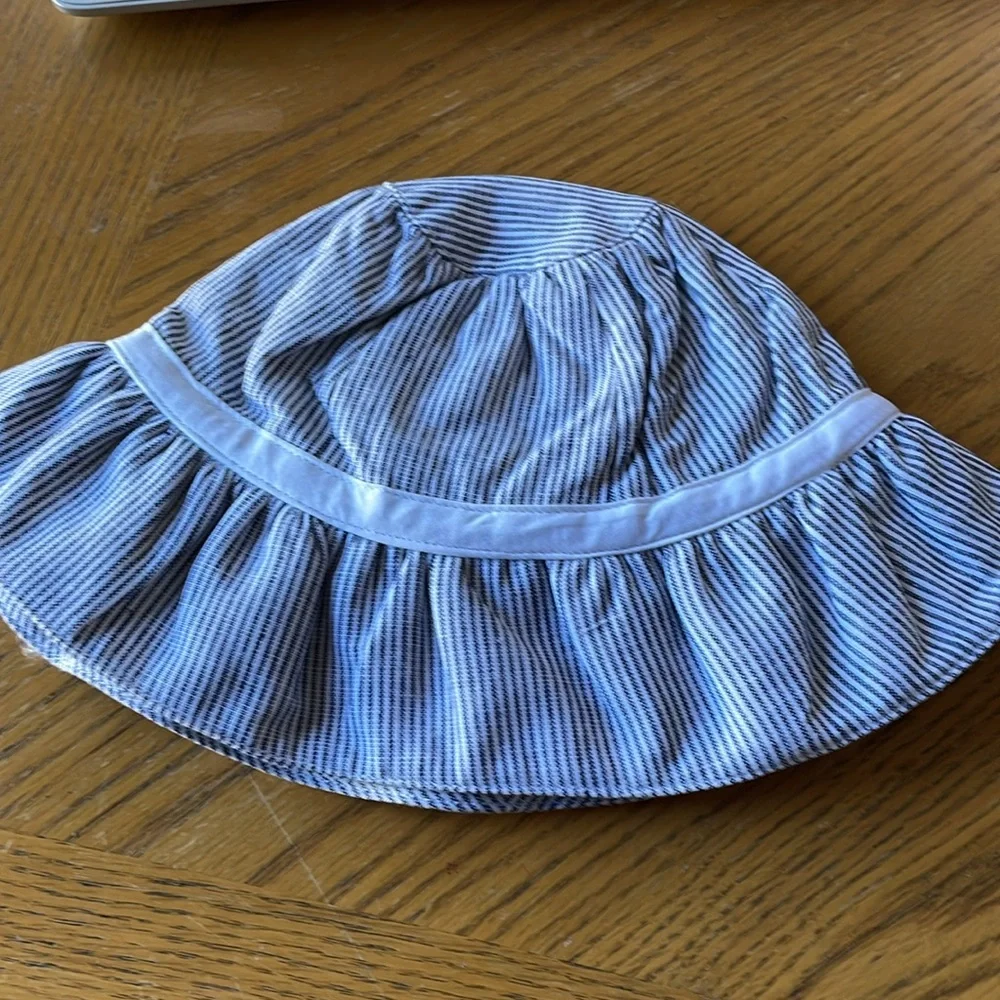 Janie and Jack Striped Bucket Hat with Bow Size 3 to 6 Months NWT
