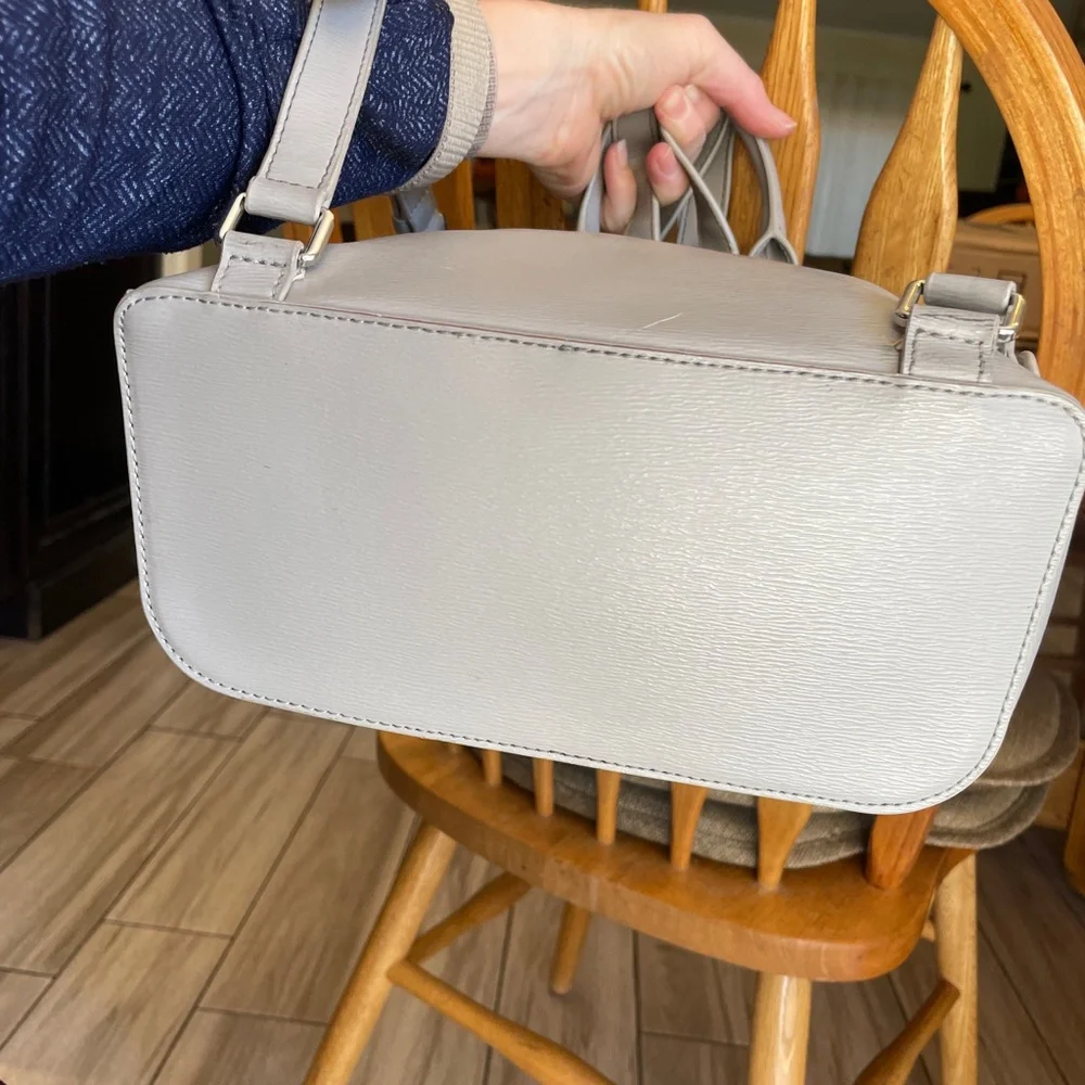 Dkny sleek backpack