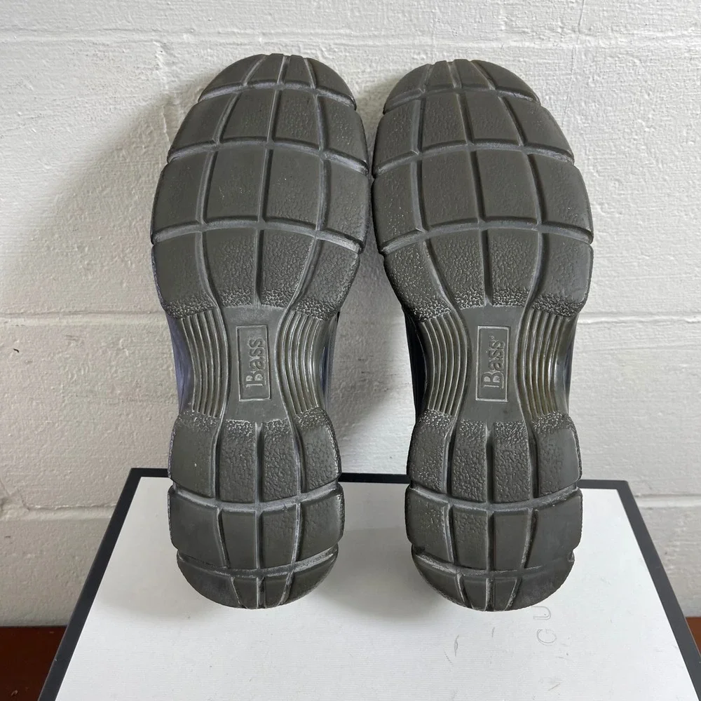 Bass hemlock loafers