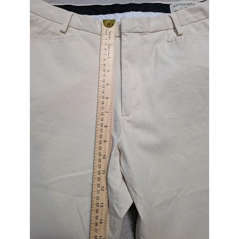 Banana Republic discover timeless