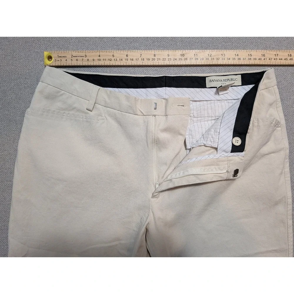 Banana Republic discover timeless
