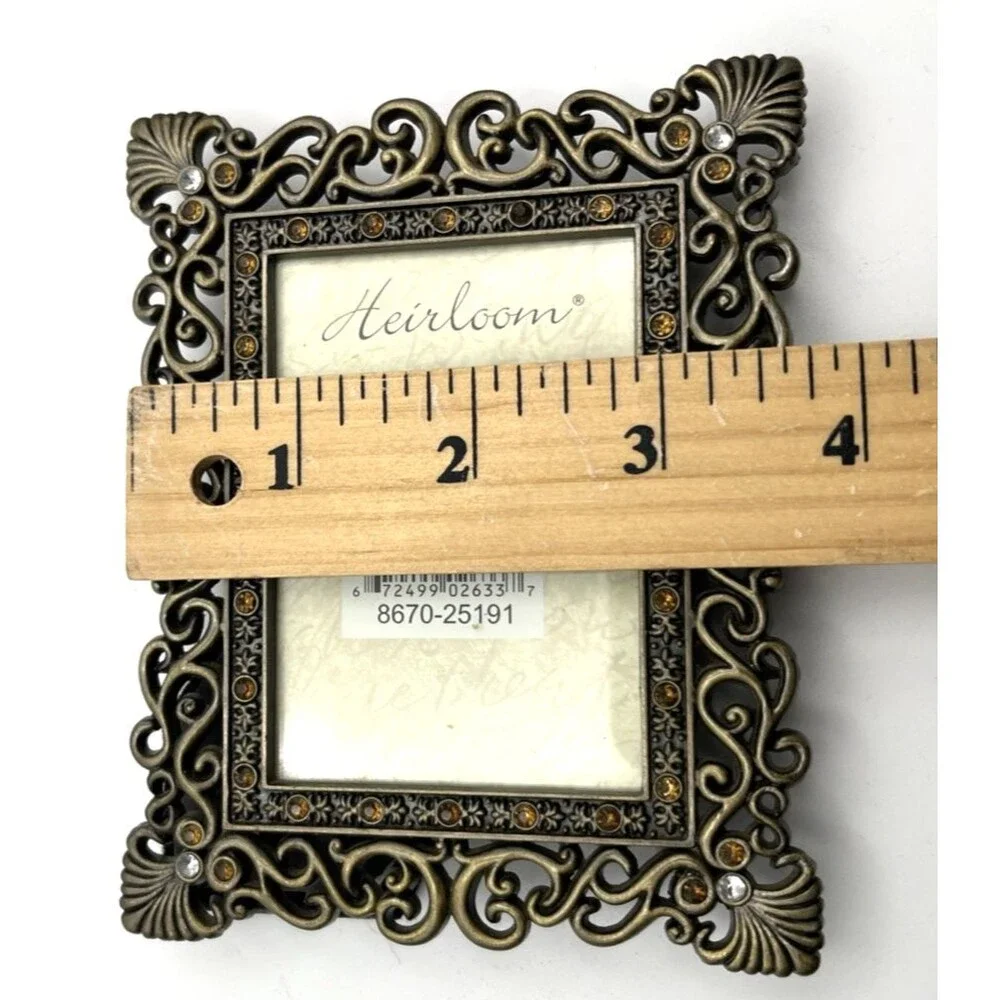 Heirloom elegant small