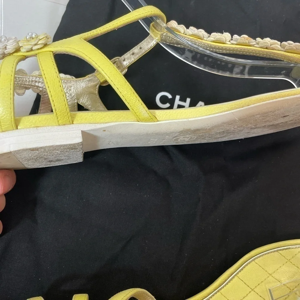 CHANEL very good
