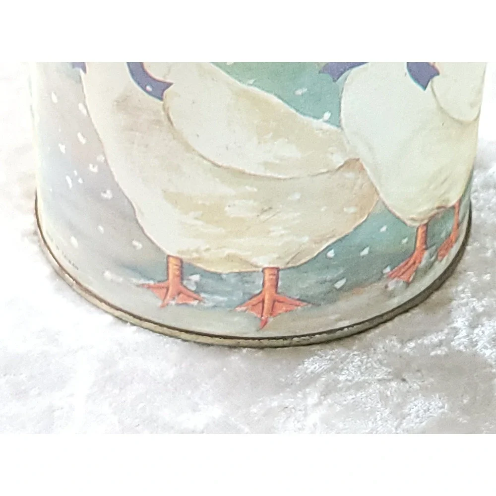 N/A vintage nesting
