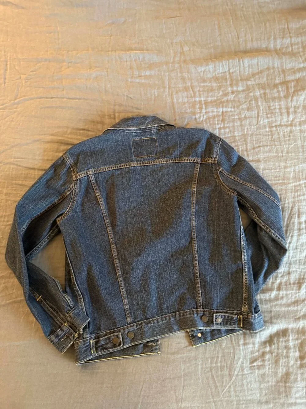 Levis washed large flap