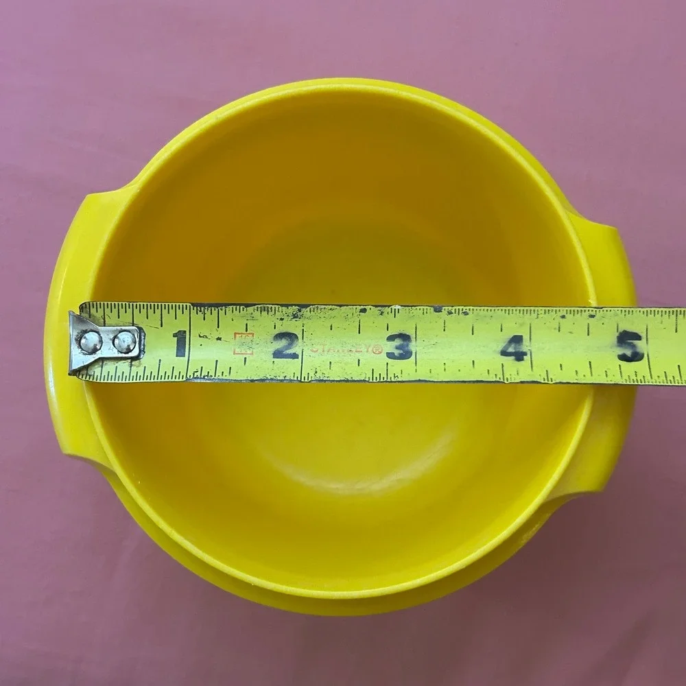 Tupperware small 1970