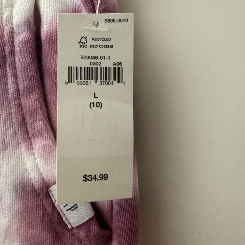 GAP vibrant tie
