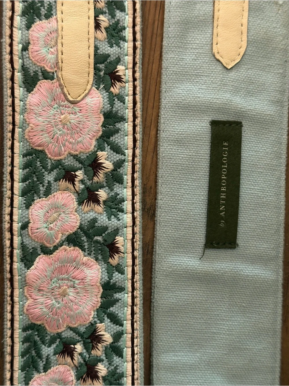 Coach tote sage
