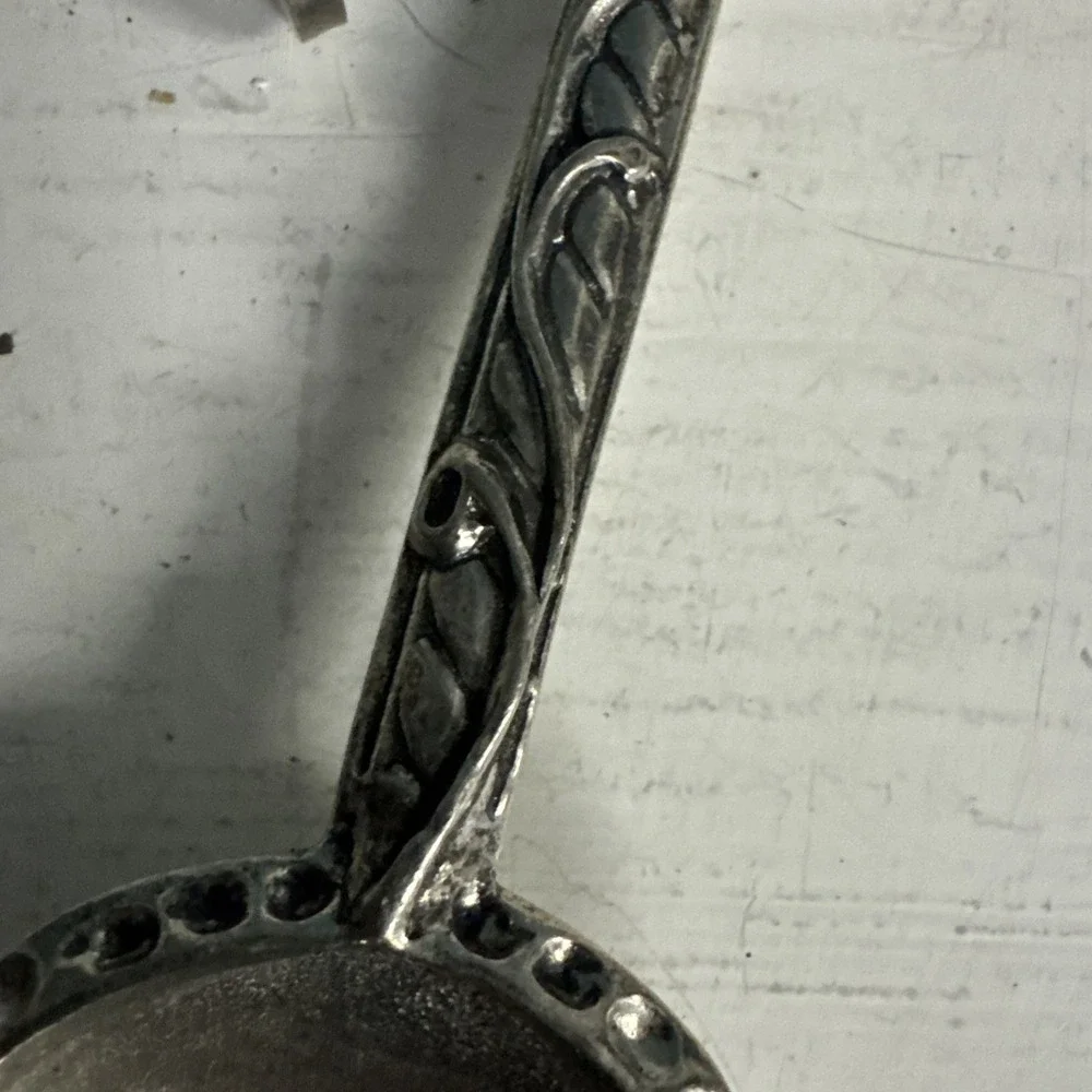 N/A ornate pewter