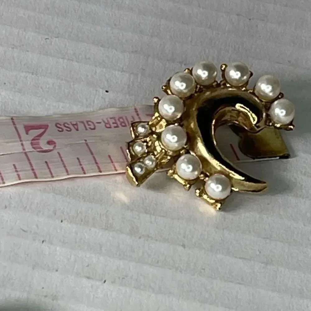 Vintage faux pearl