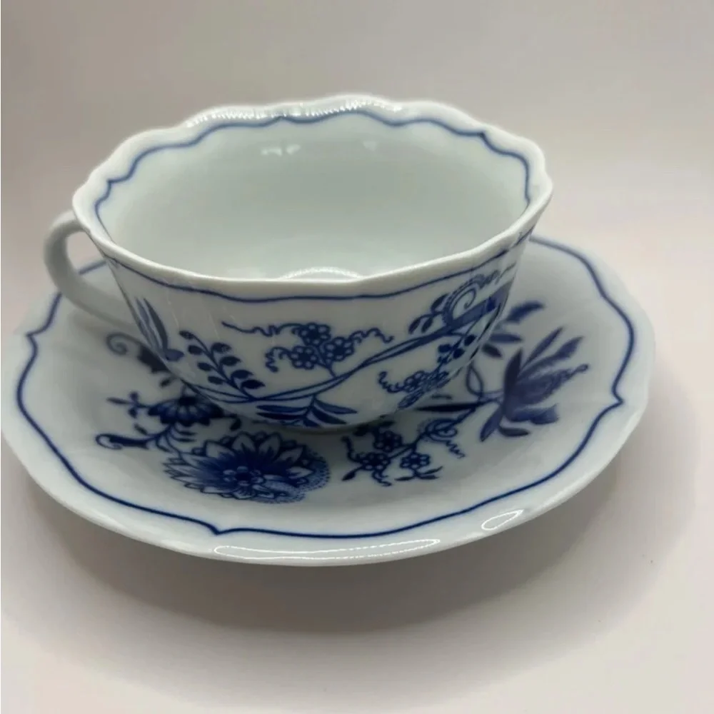 Czech Zwiebelmuster czech zwiebelmuster