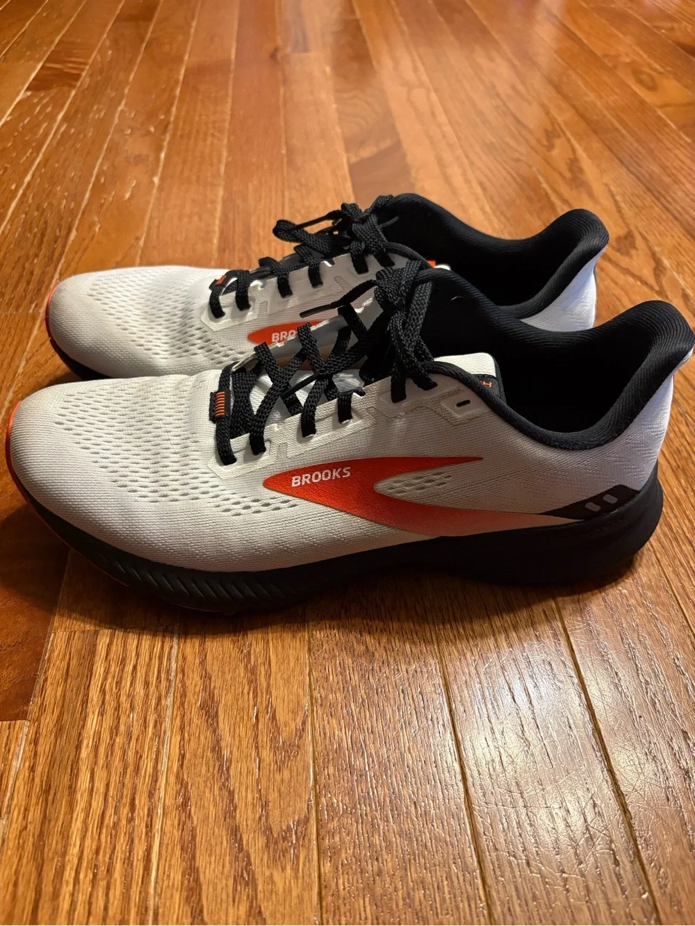 Brooks lightweight breathable