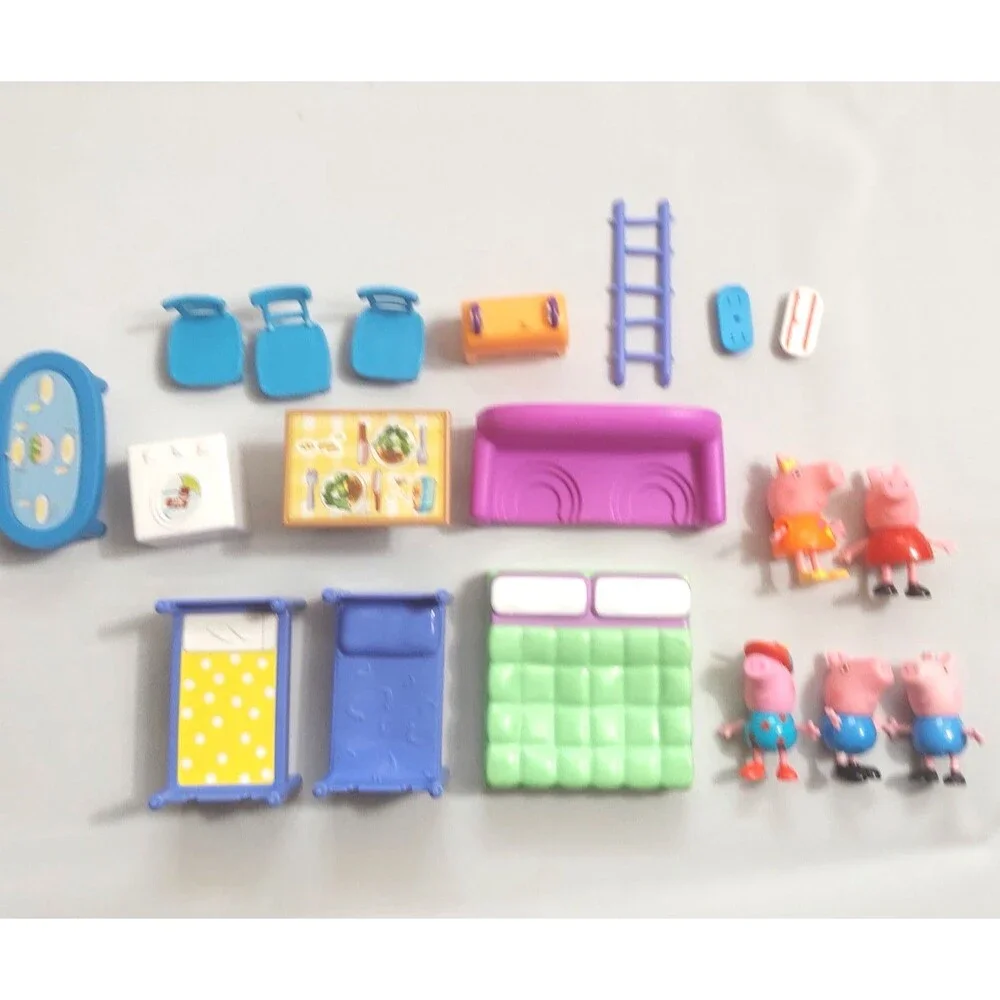 Peppa Pig Doll House Replacement Furniture Toy Bed Table Chair Figures Lot of 19