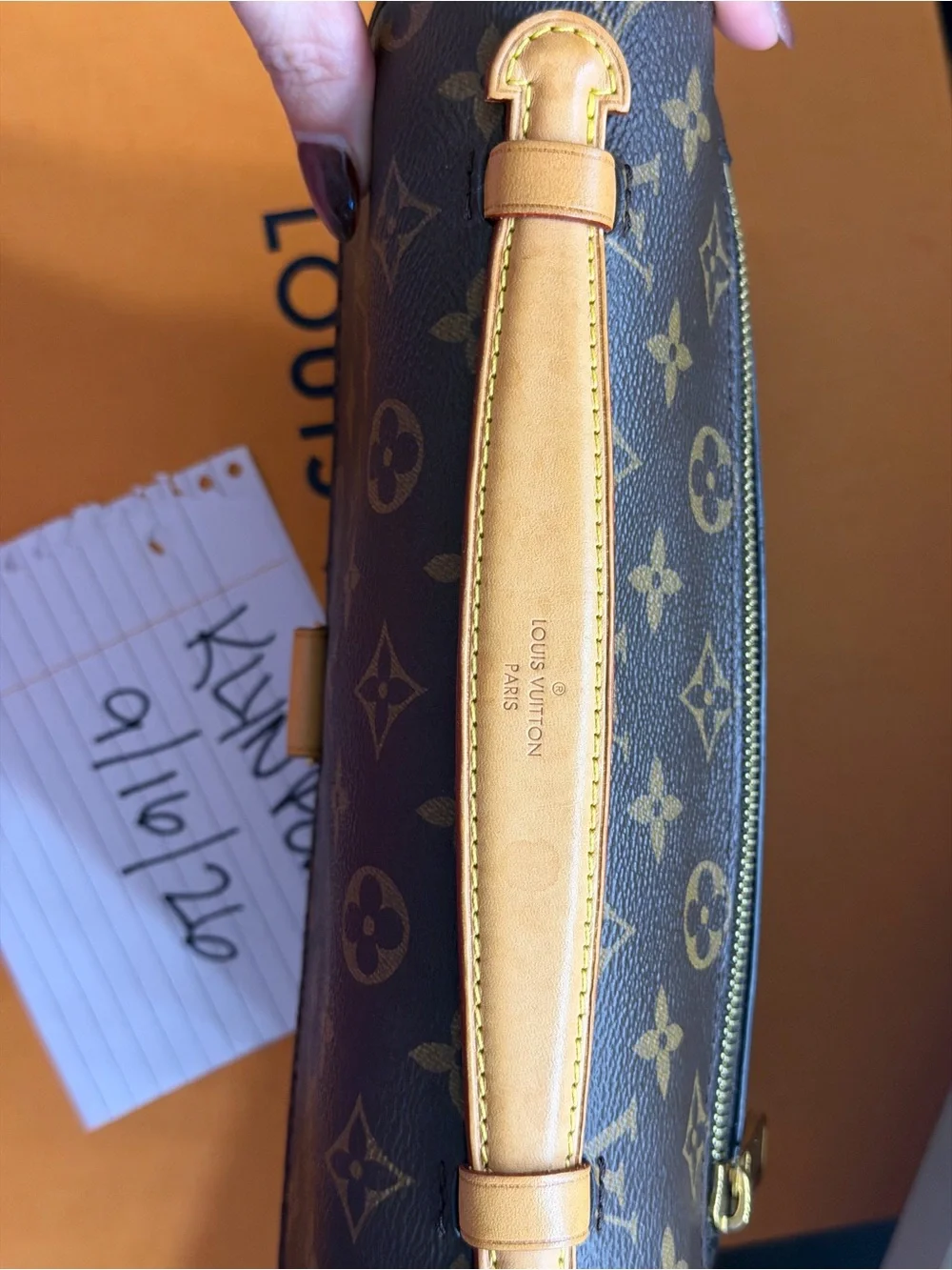 Louis Vuitton 🤎 louis