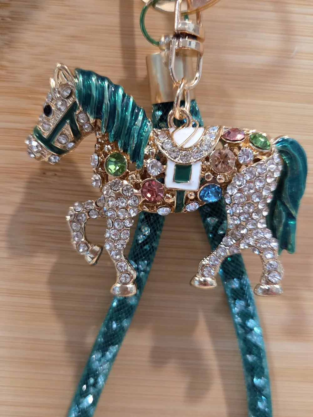 NWT🎠 Vintage Carousel Horse Rhinestone Teal Crystal Wristlet Keychain Bag Charm