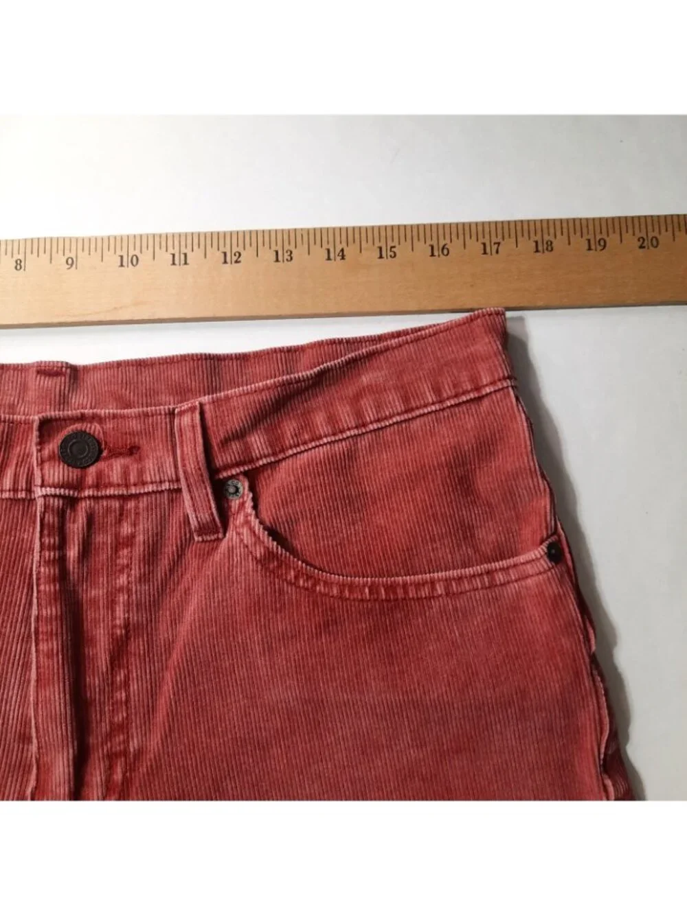 Levis levis corduroy