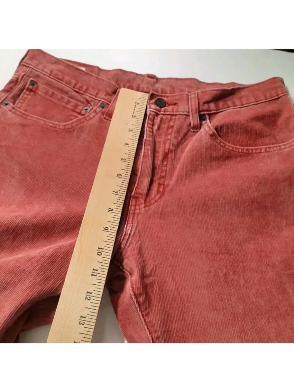 Levis levis corduroy