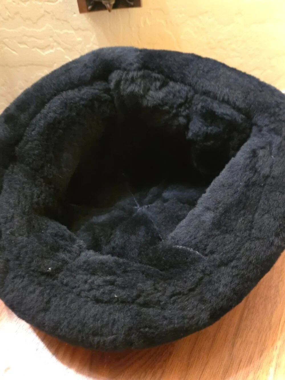 The Shearling Sheepskin Hat in Black
