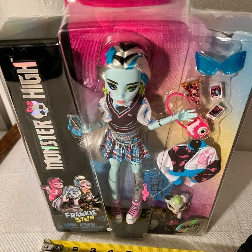 monster high nwb mattel