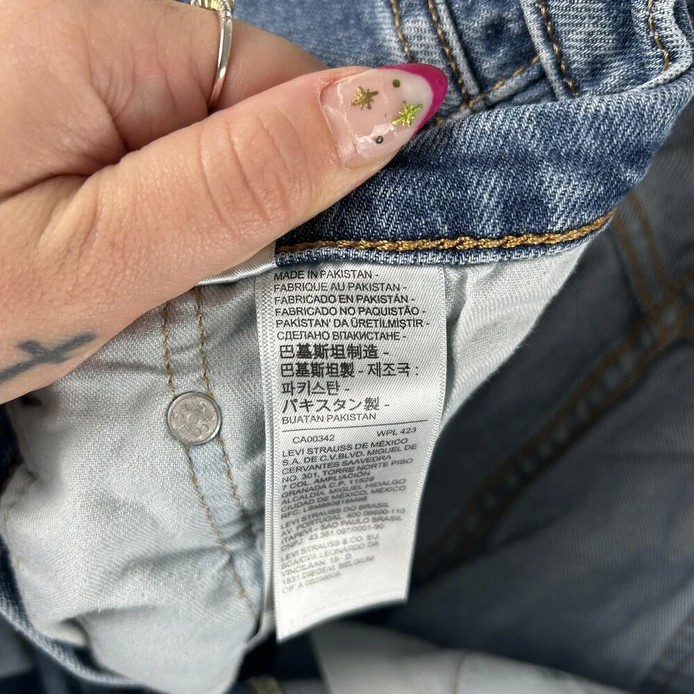 Levis levis 505