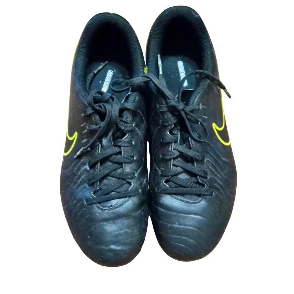 Nike classic performance