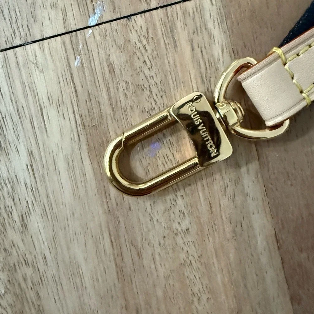 Louis Vuitton pre owned
