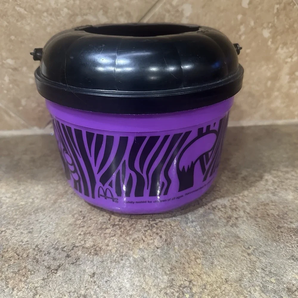Vintage 1993 Purple‎ Witch Black Cat McDonald's Happy Meal Bucket Halloween