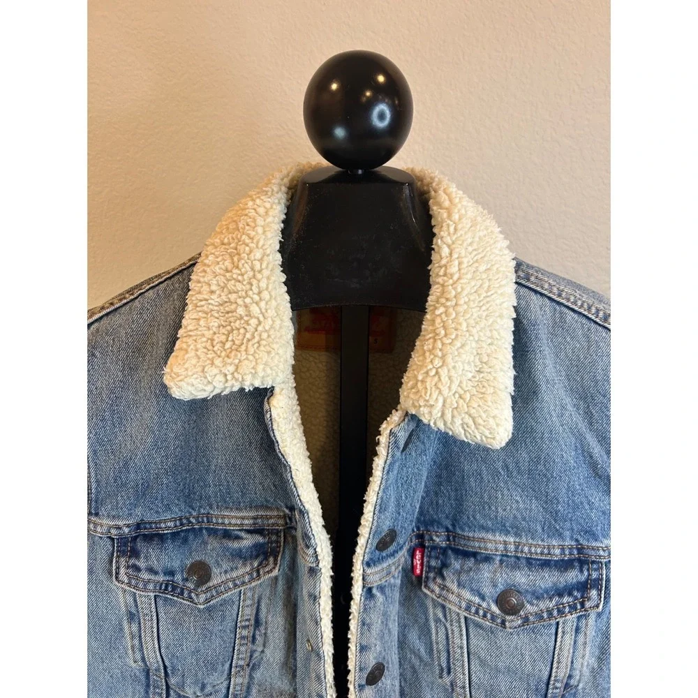 Levis classic levi