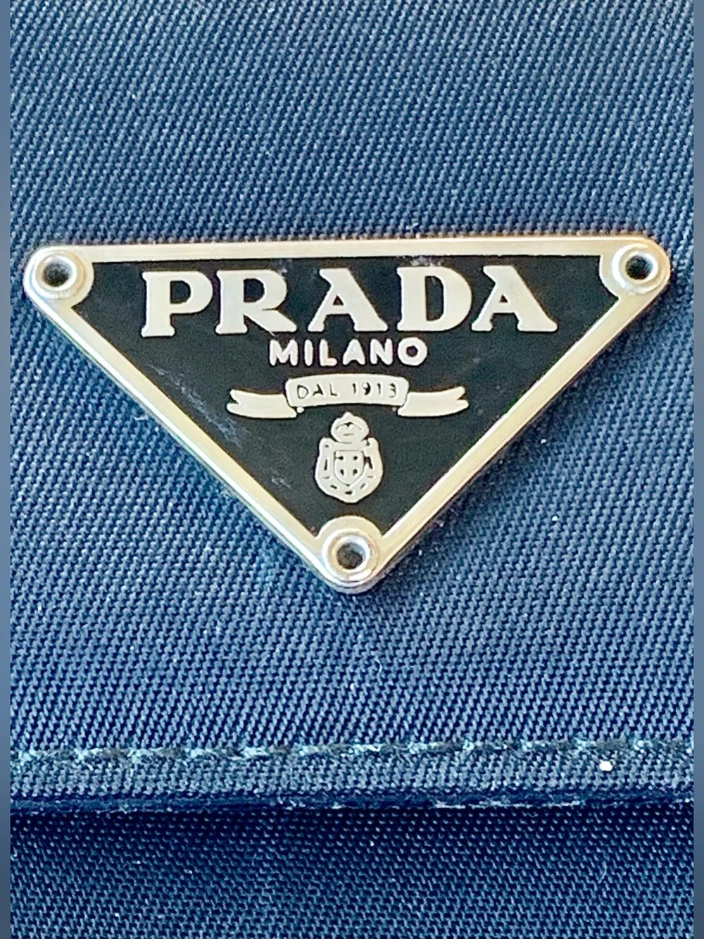 Prada medium tri