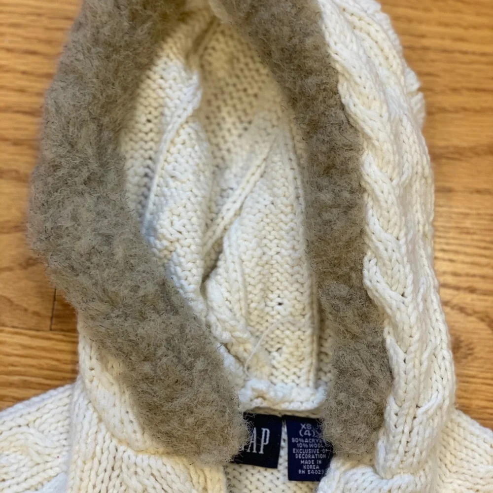 GAP great sweater