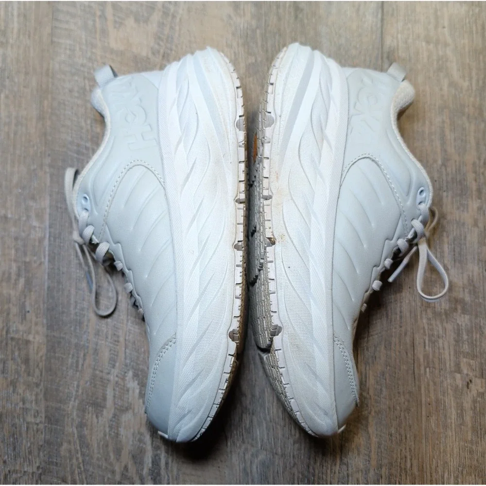 Hoka One One hoka one