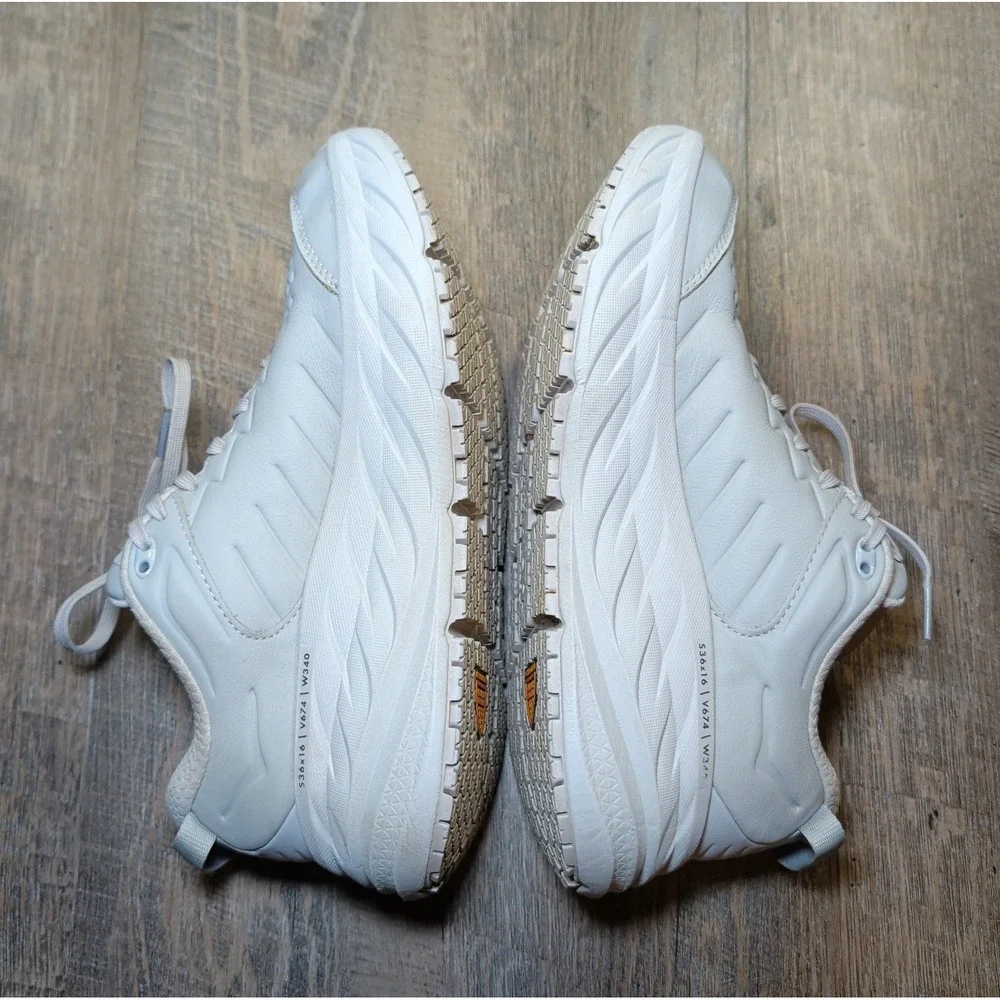 Hoka One One hoka one