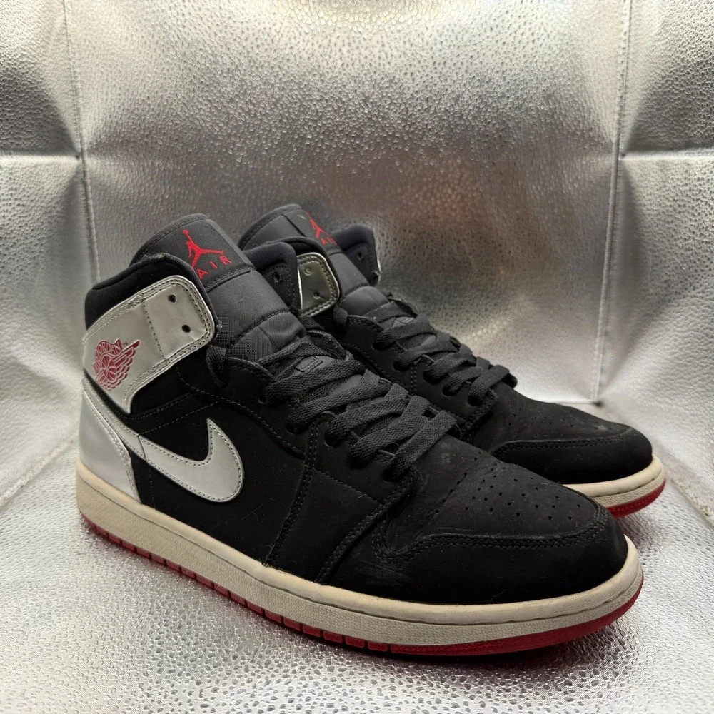 Size 9.5 Jordan 1 Mid Johnny Kilroy Black/Silver/White Mens Sneakers‎ 554724-057