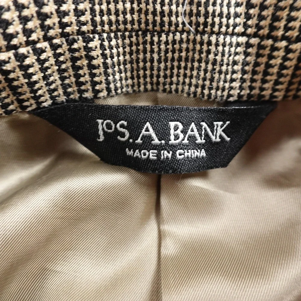 Jos. A. Bank measurements are
