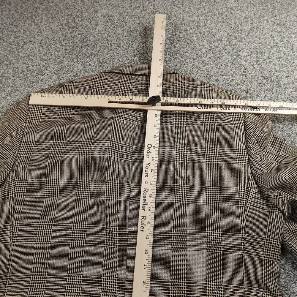 Jos. A. Bank measurements are