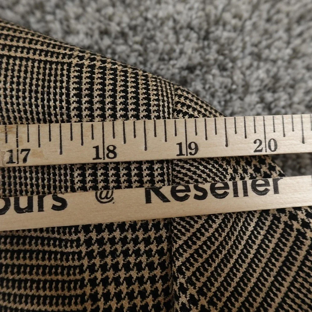 Jos. A. Bank measurements are