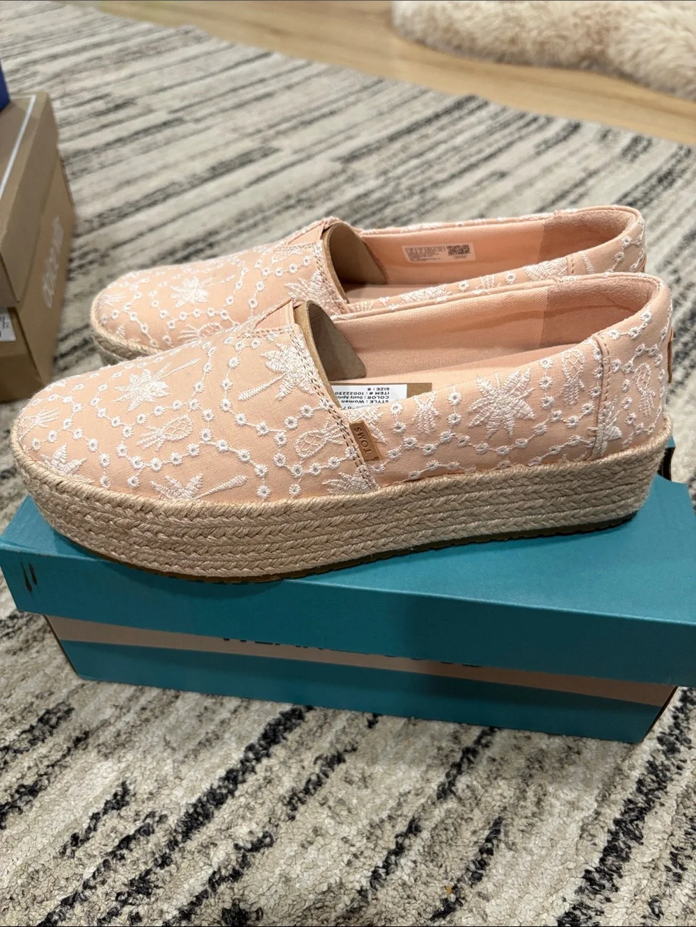 TOMS Valencia Dusty Apricot‎ Tropical Eyelet